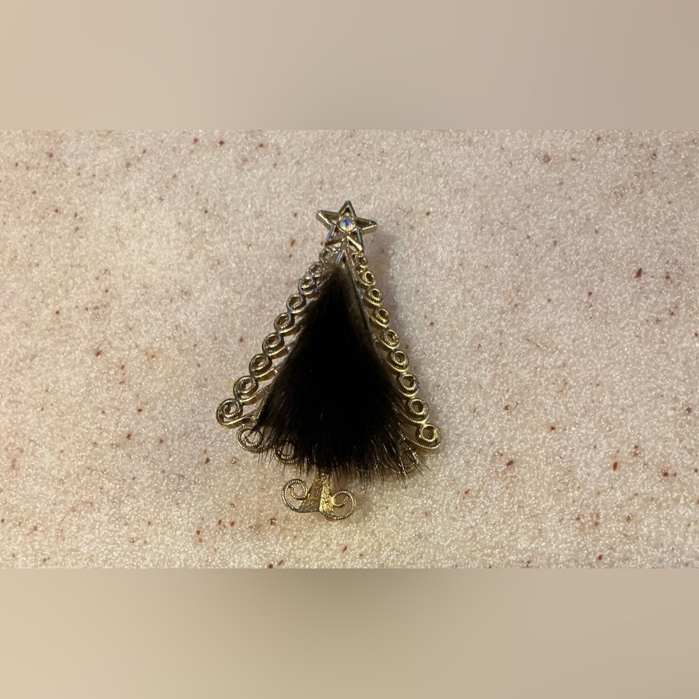 Elegant Gold and Brown Christmas Tree Brooch
